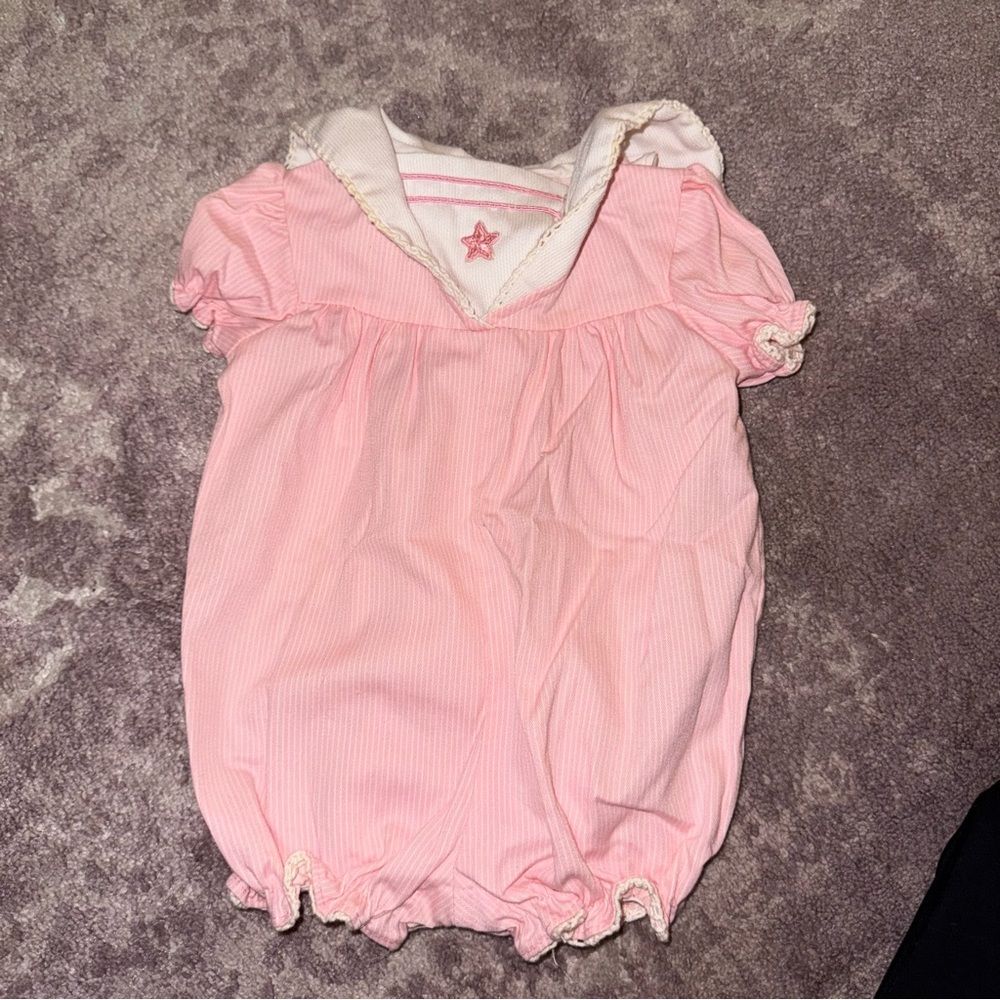 Disney Winnie the Pooh Sears VINTAGE Newborn Baby Girls Pink White Bubble